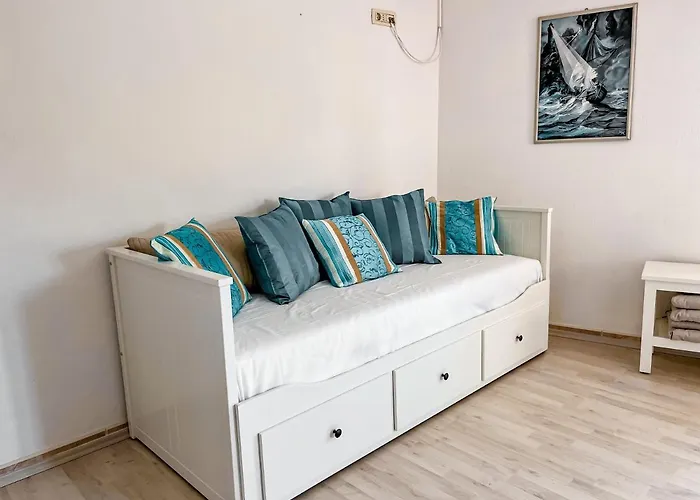 Central Apartments Bol