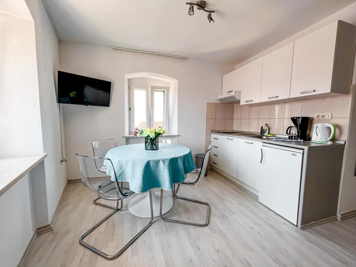 Central Apartments Bol Apartment Bol